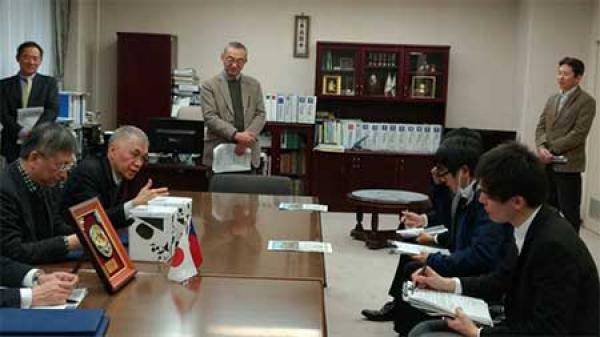 日本富山大學經濟學部與開南大學商學院、人社院2+2雙聯學位簽約典禮圖片